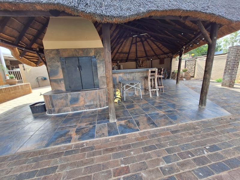 4 Bedroom Property for Sale in Vryburg North West